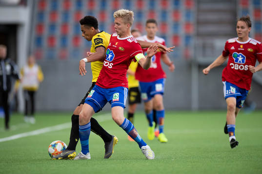 Kevin Kabran of Start and Erik Tobias Tangen Sandberg of